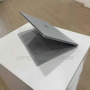 Laptop Microsoft Surface Book 2 16GB Intel Core I7 SSD 512GB