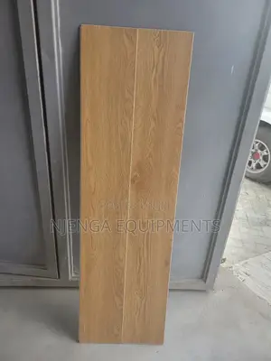 HDF Laminate Floor Is Available in 8.3mm