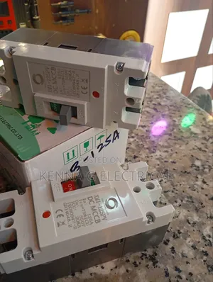 Switch 2P 550V 125A Solar DC 2pole McCb