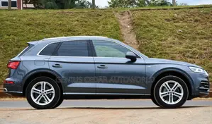 Audi Q5 2018 Gray
