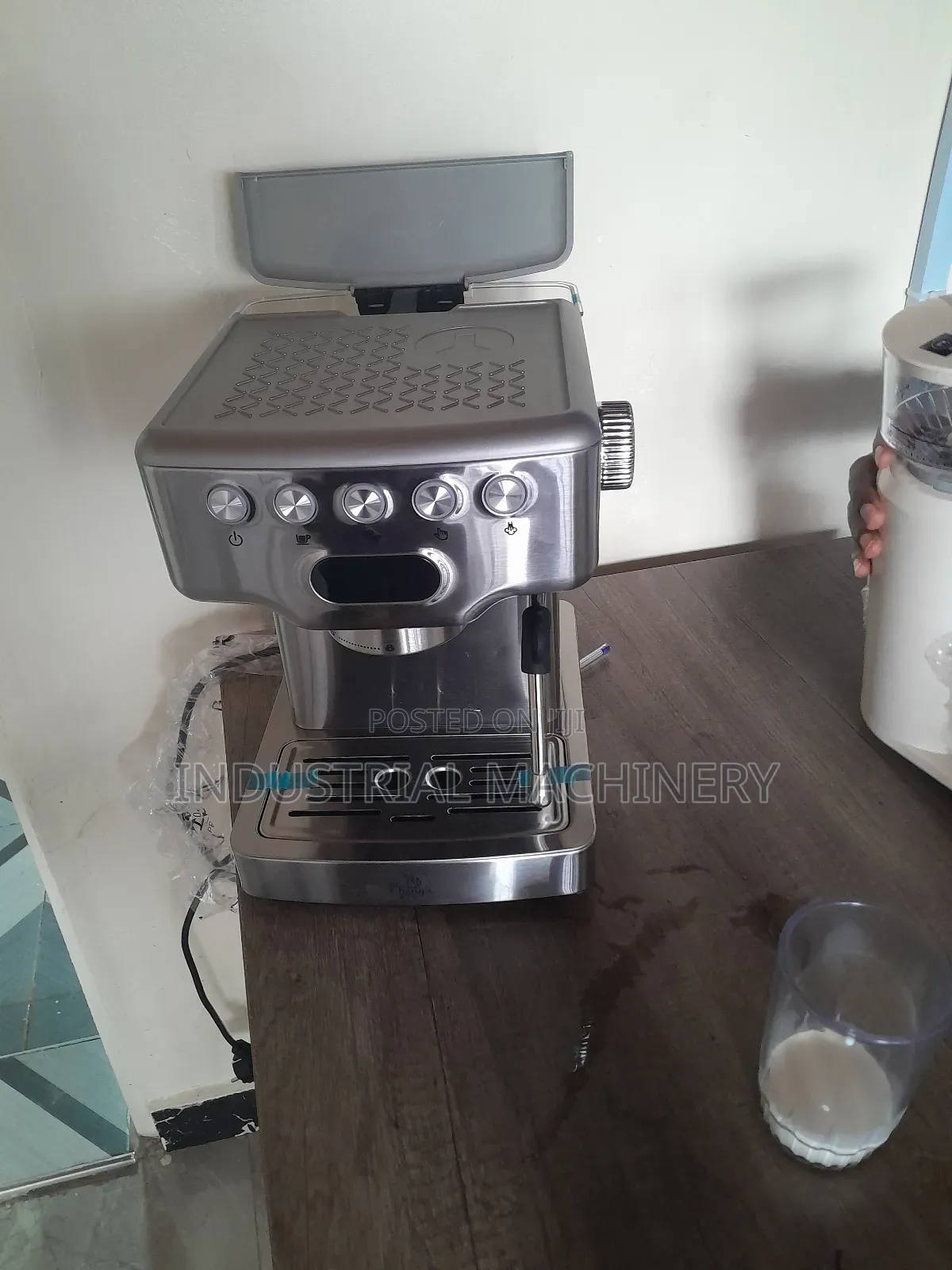Coffee Making Machine > Commercial