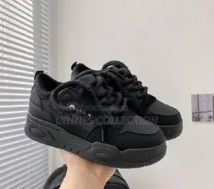 OGIY Sneakers