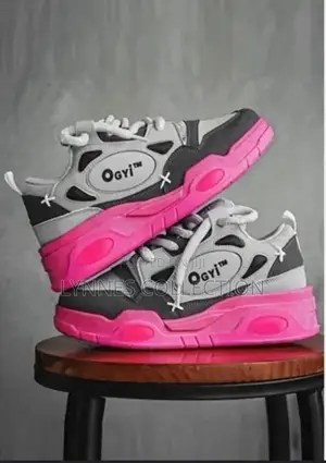 OGIY Sneakers
