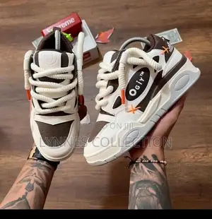 OGIY Sneakers