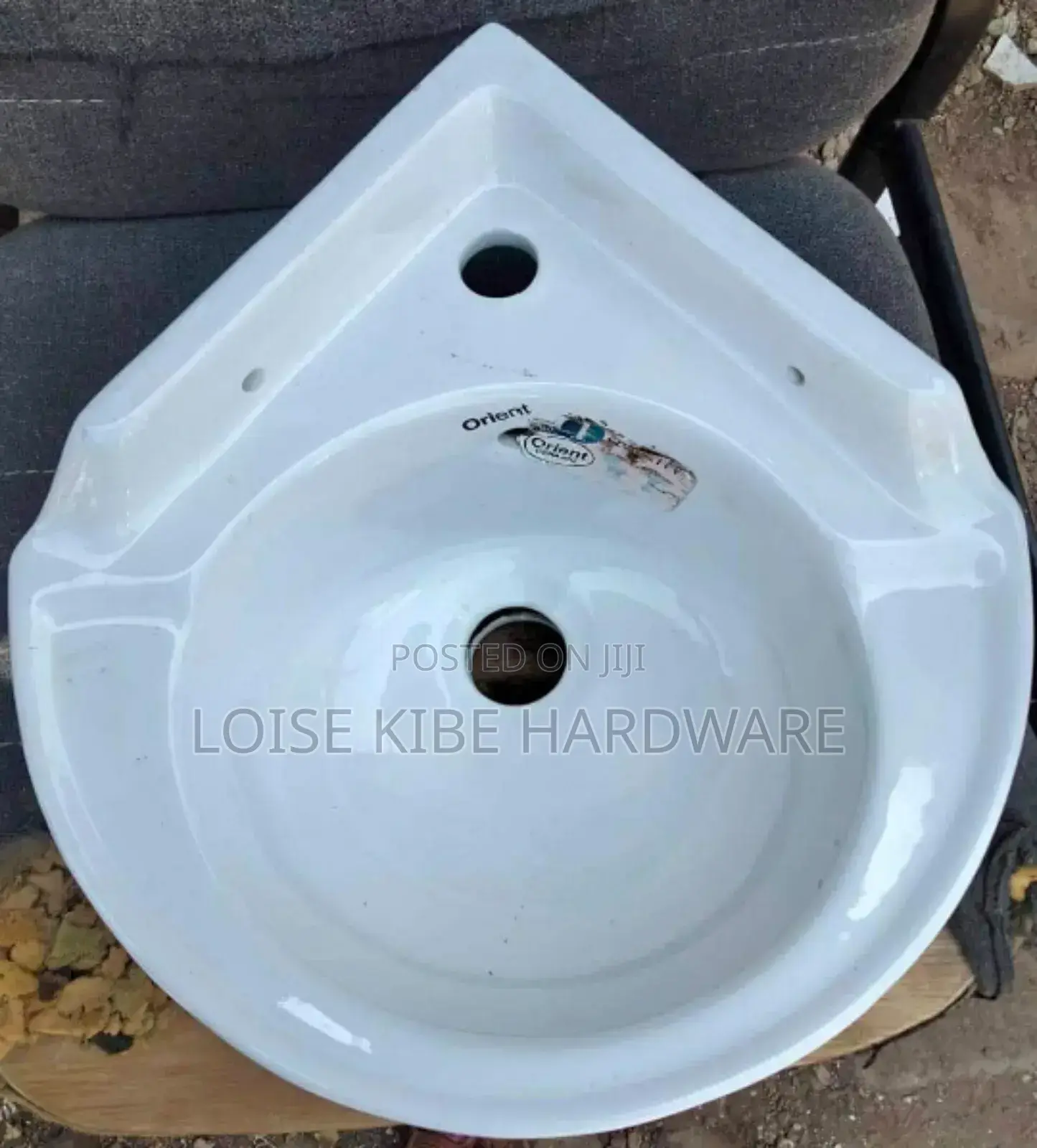 Good Quality Corner Basin