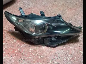 Headlight Harrier New Shape 2015