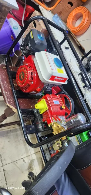 Motorized Knapsack Sprayer With Pipe 4 Stroke Engine