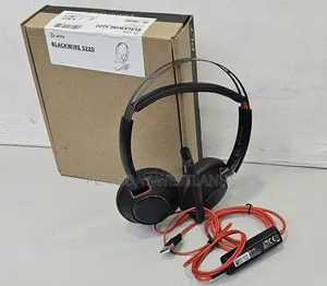 Poly Plantronics Blackwire C5220 Black/Red on the Earheadset