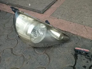 Honda Fit 2005 Headlights