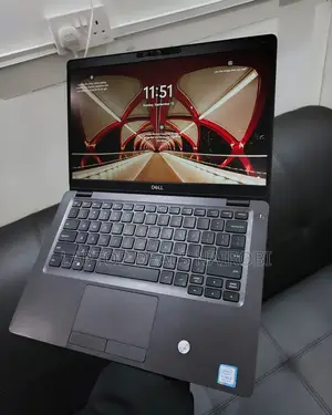 Laptop Dell Latitude 5300 6GB Intel Core I5 SSD 128GB