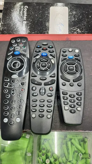 DSTV Replacement Remote Control + Batteries.