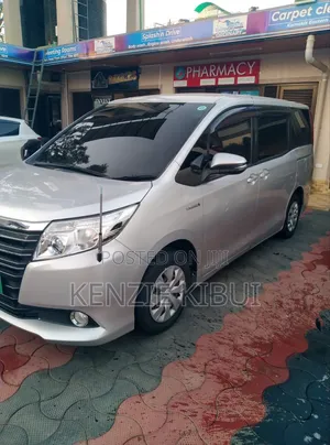 Car Tinting Service; Exclusive Windscreen