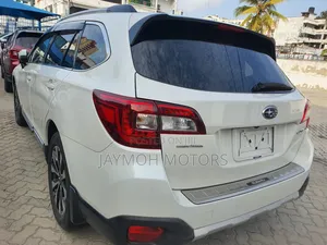 Subaru Outback 2016 White