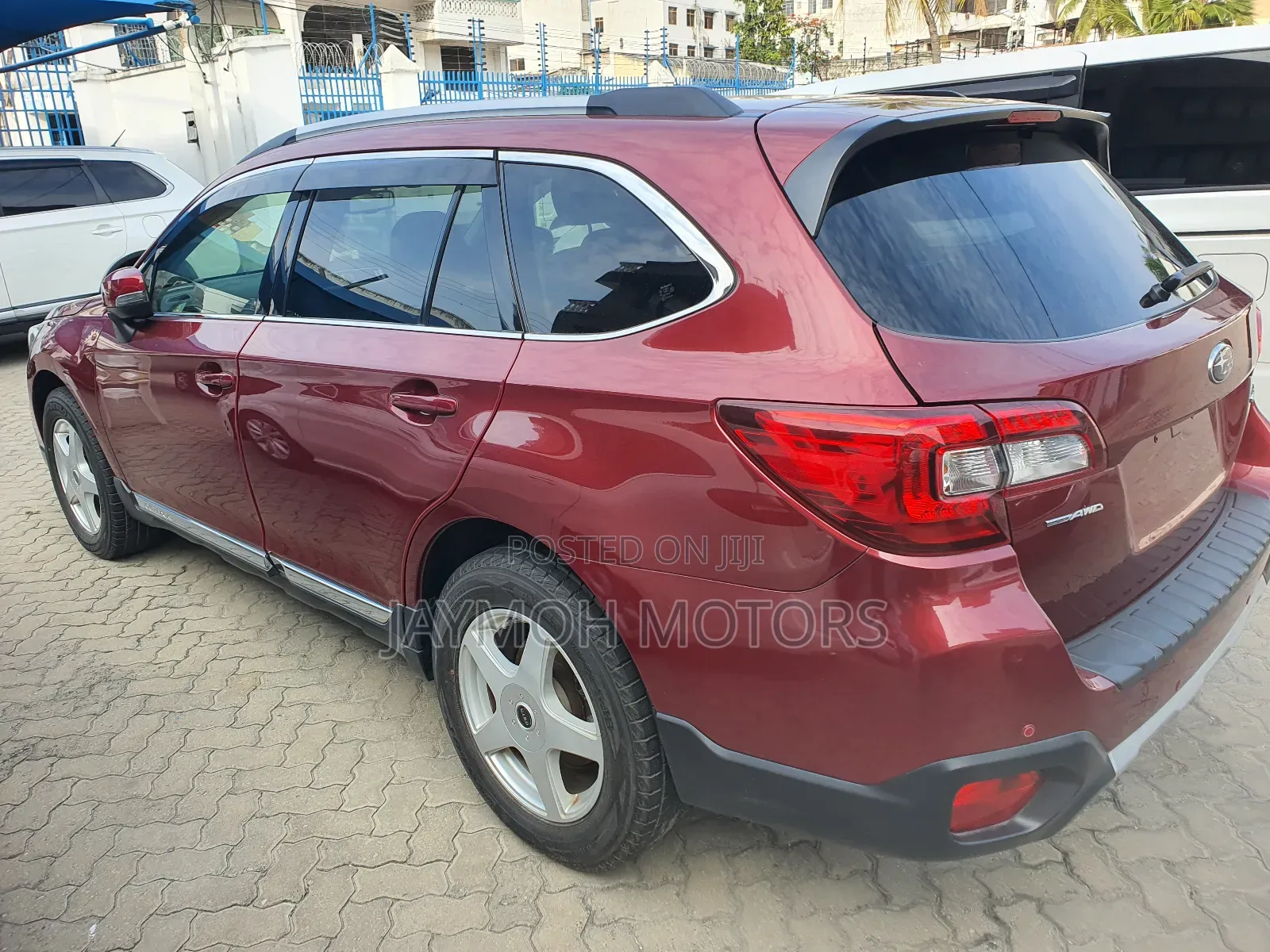 Subaru Outback 2016 Red