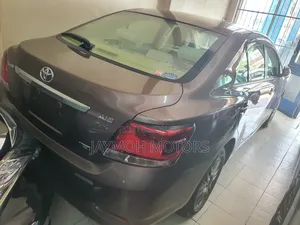 Toyota Premio 2017 Gray