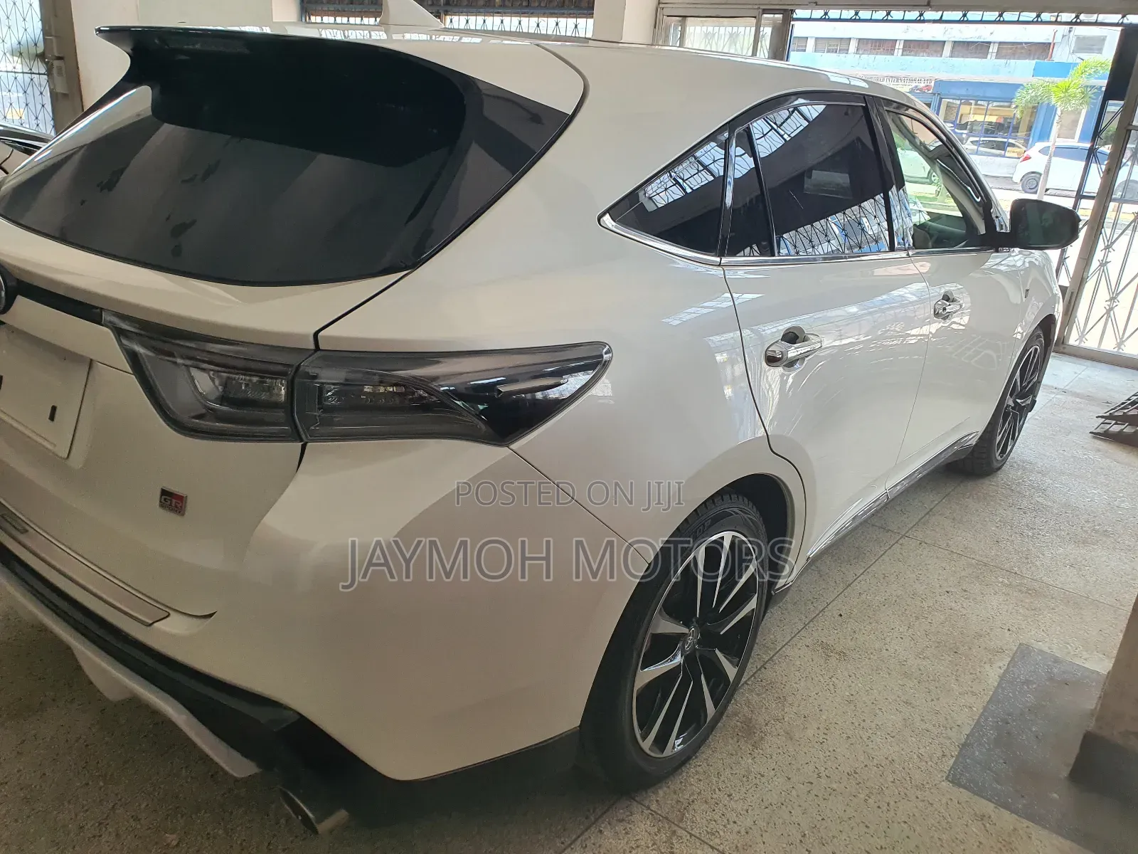 Toyota Harrier 2017 White