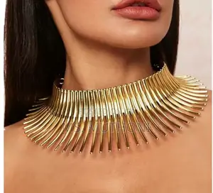 Simple Elegant Ladies Neckpieces