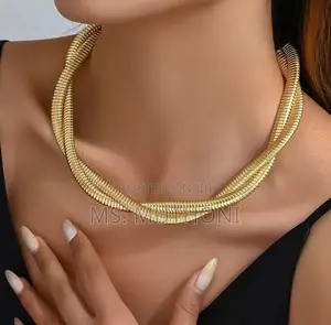 Simple Elegant Ladies Neckpieces