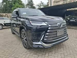 Lexus LX 2022 Black