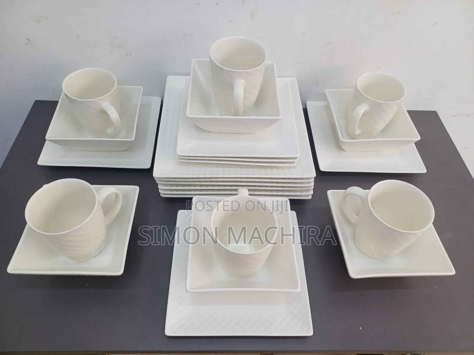 White 24 Pieces Square Dinner Set