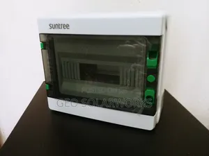 Suntree 12 Way Combiner Box