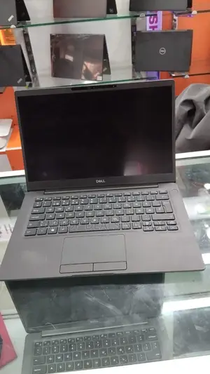 Laptop Dell Latitude 7300 8GB Intel Core I5 SSD 256GB