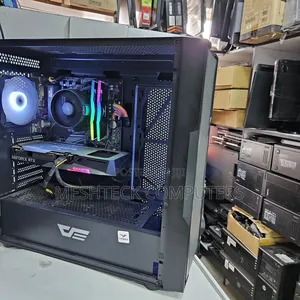 Desktop Computer Asus 32GB AMD Ryzen 5 SSD 1T