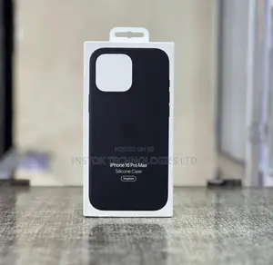 Apple iPhone 16 Pro Max Silicone Case With Magsafe