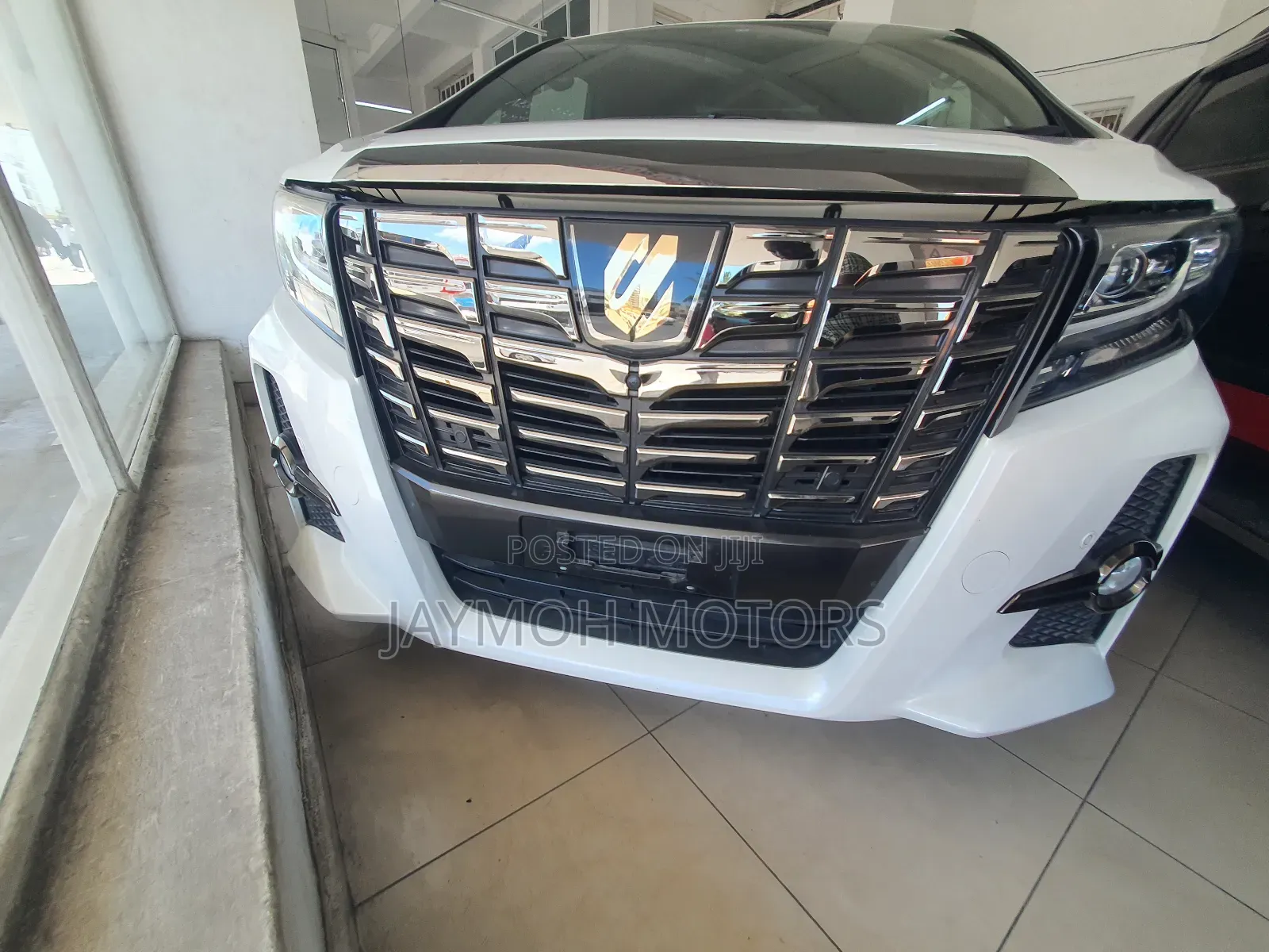 Toyota Alphard 2018 White