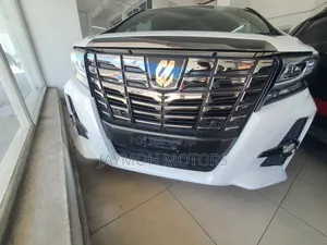 Toyota Alphard 2018 White