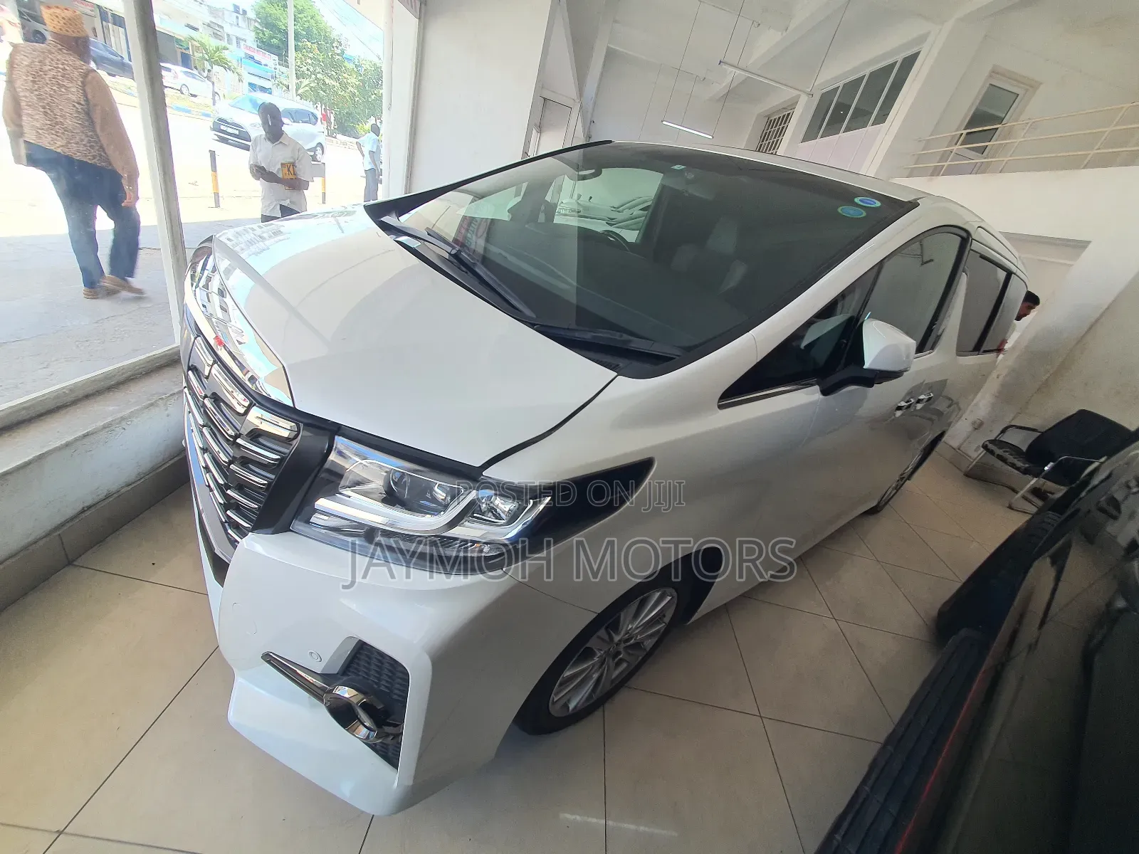 Toyota Alphard 2018 White