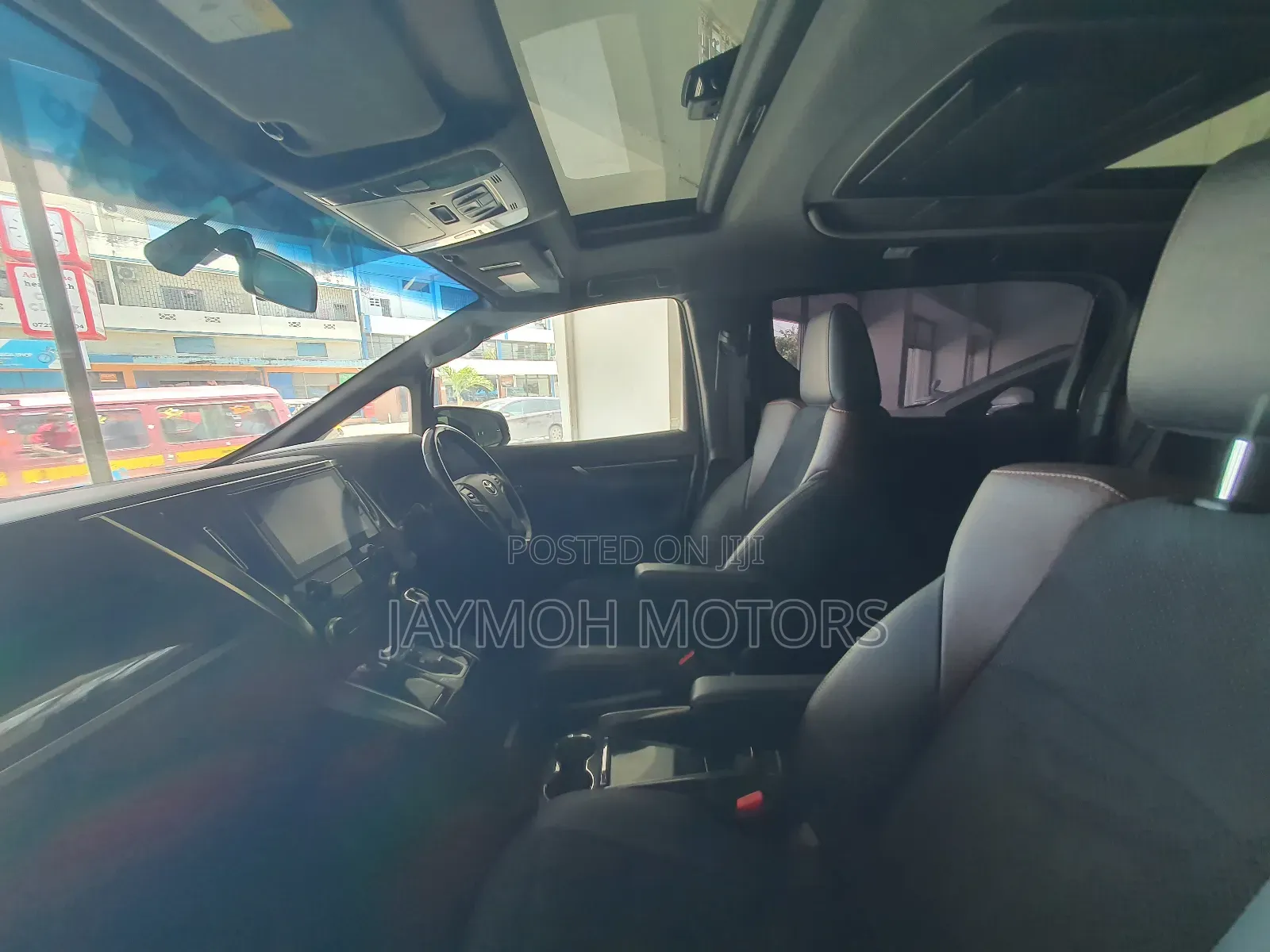Toyota Alphard 2018 White