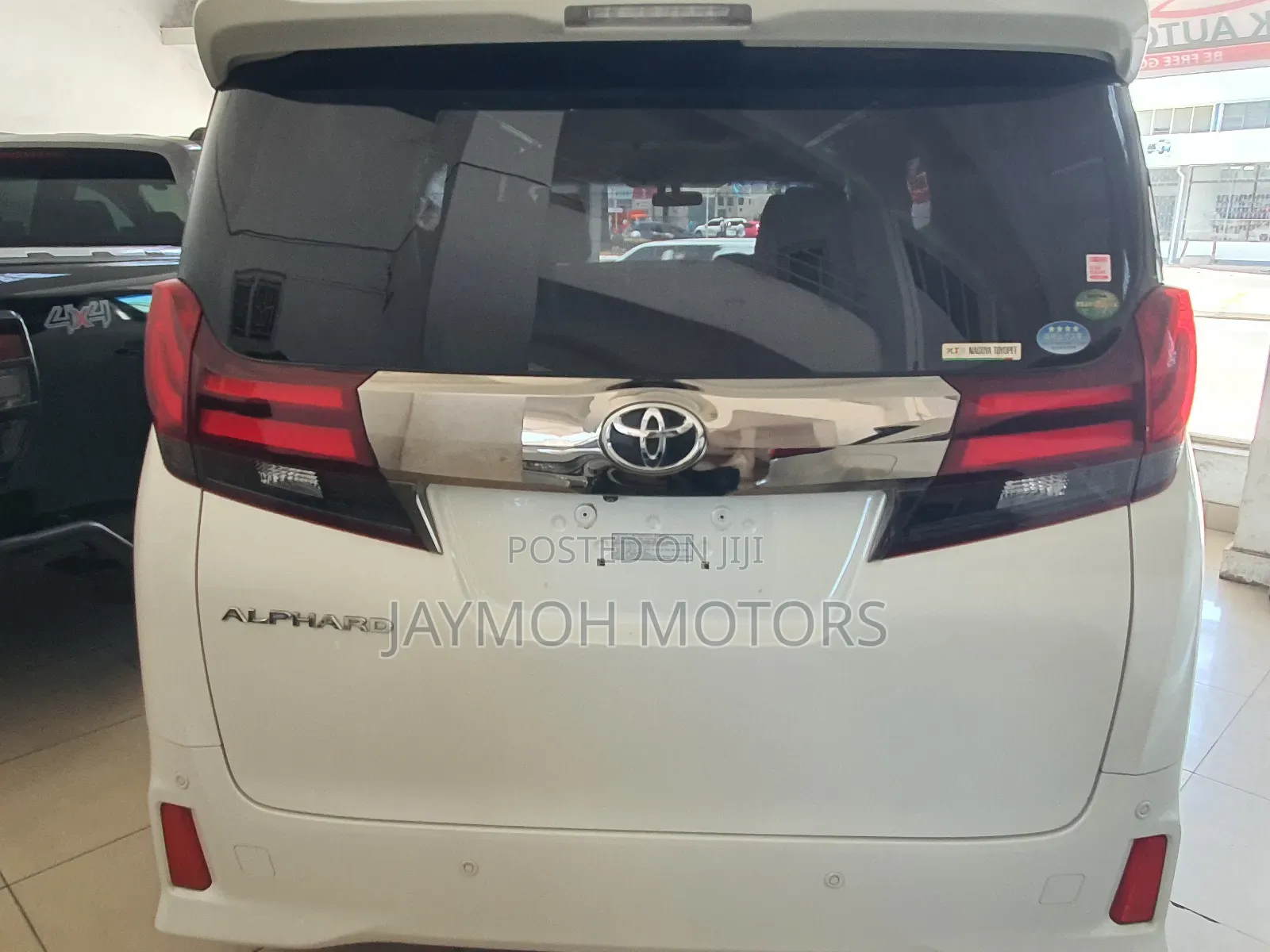 Toyota Alphard 2018 White