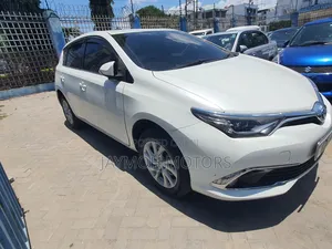 Toyota Auris 2017 White