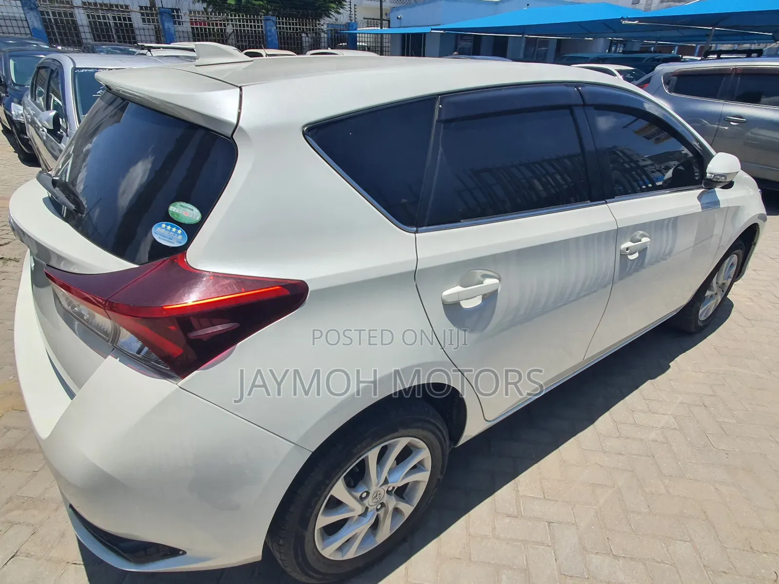 Toyota Auris 2017 White