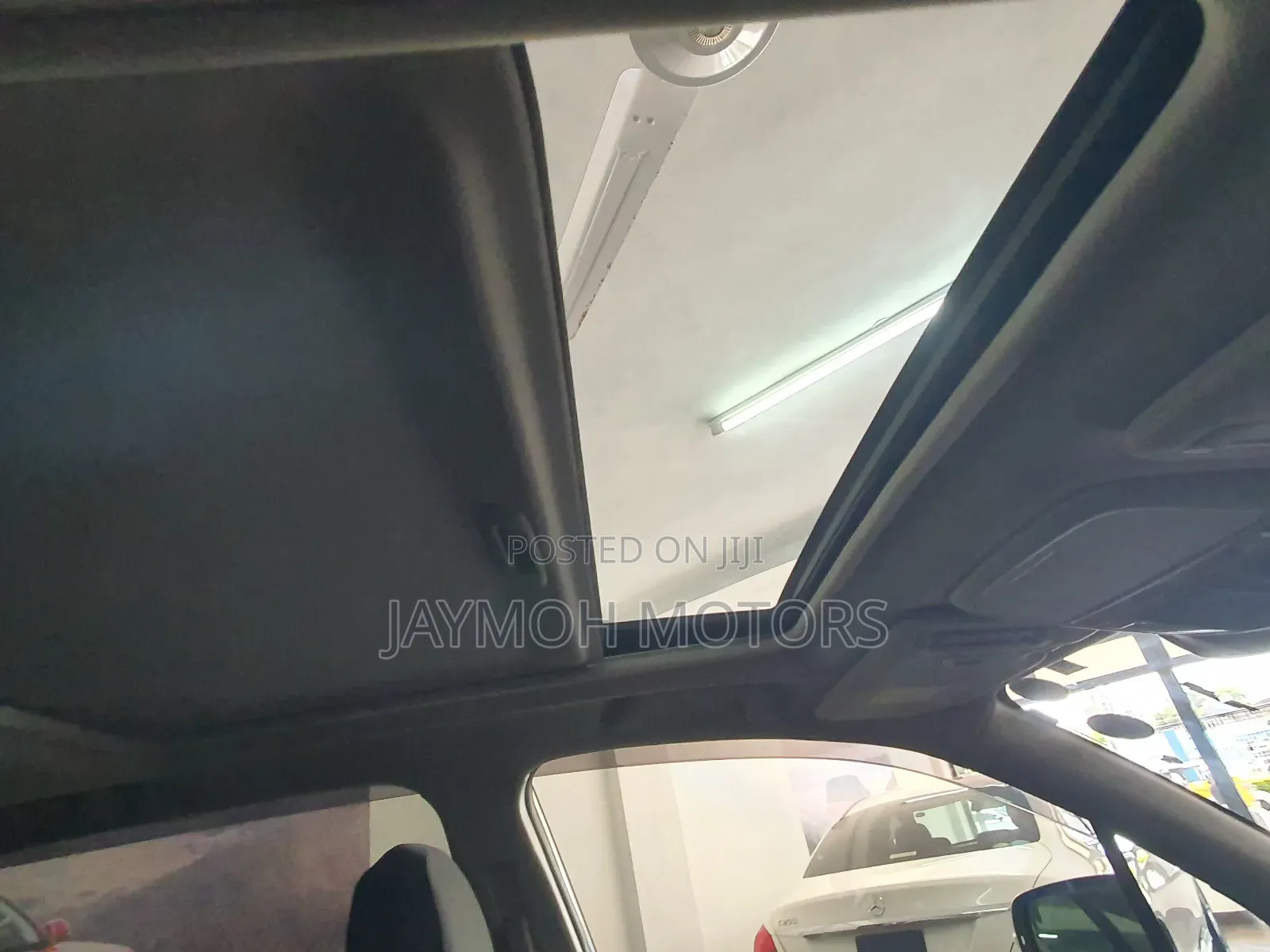 Subaru Forester 2018 White