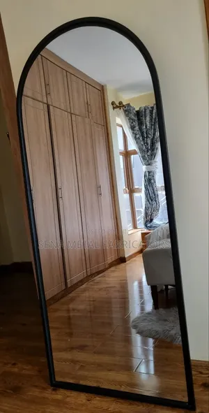 Modern Standing Arched Full-Length Mirror.Black / 180x80cm