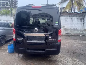 Nissan Caravan (Urvan) 2018 Black