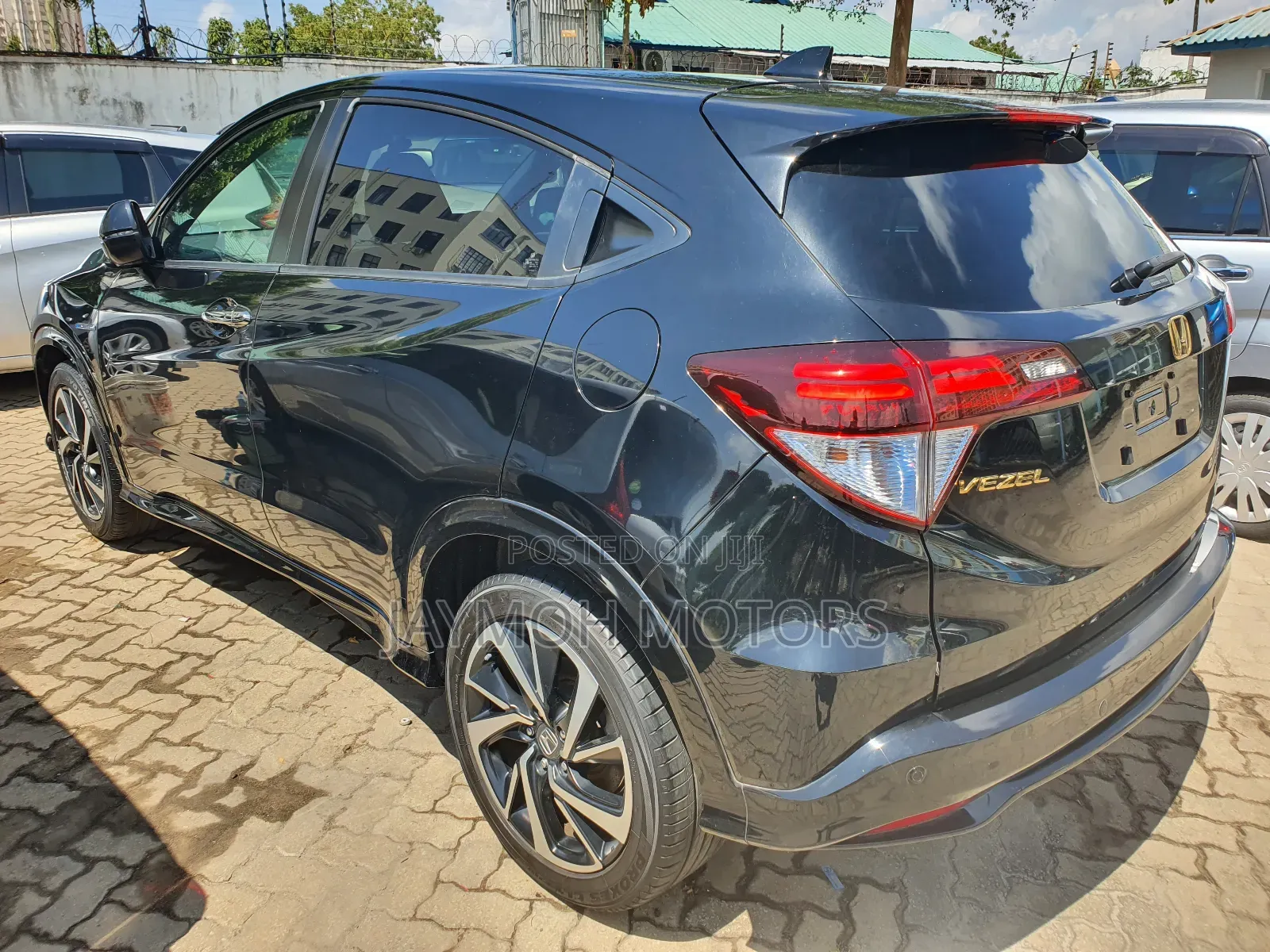 Honda Vezel 2017 Brown