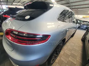 Porsche Cayenne 2017 Silver