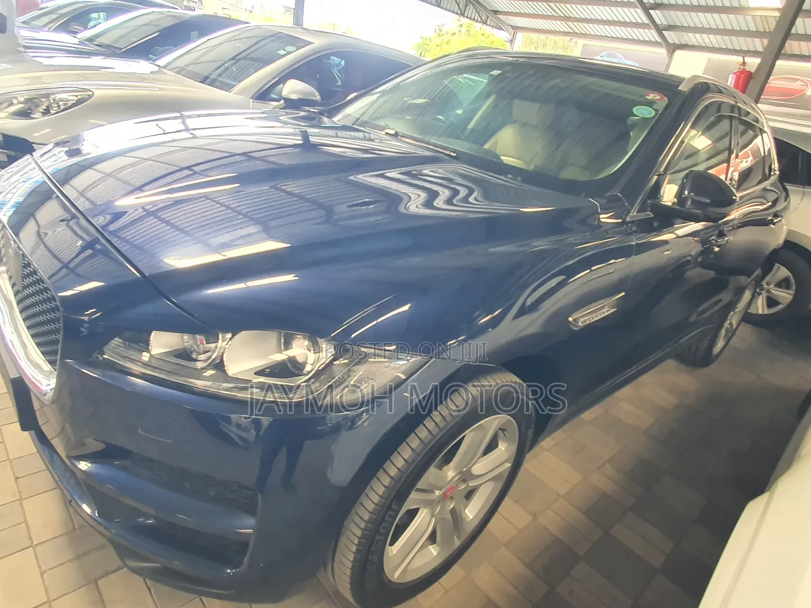 Jaguar F-Pace 2018 Blue