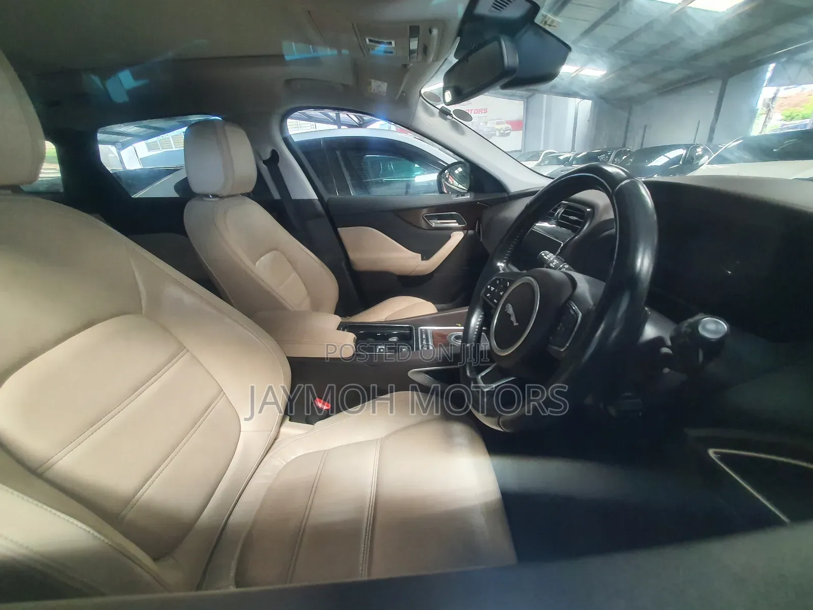 Jaguar F-Pace 2018 Blue