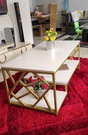 Zippy Elegant Coffee Table, Coffee Table