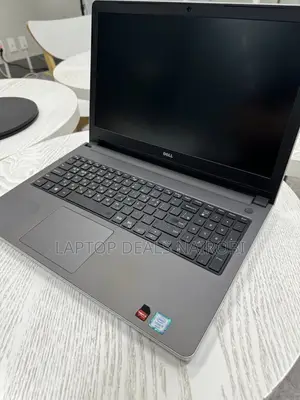Laptop Dell Inspiron 15 8GB Intel Core I7 SSD 256GB