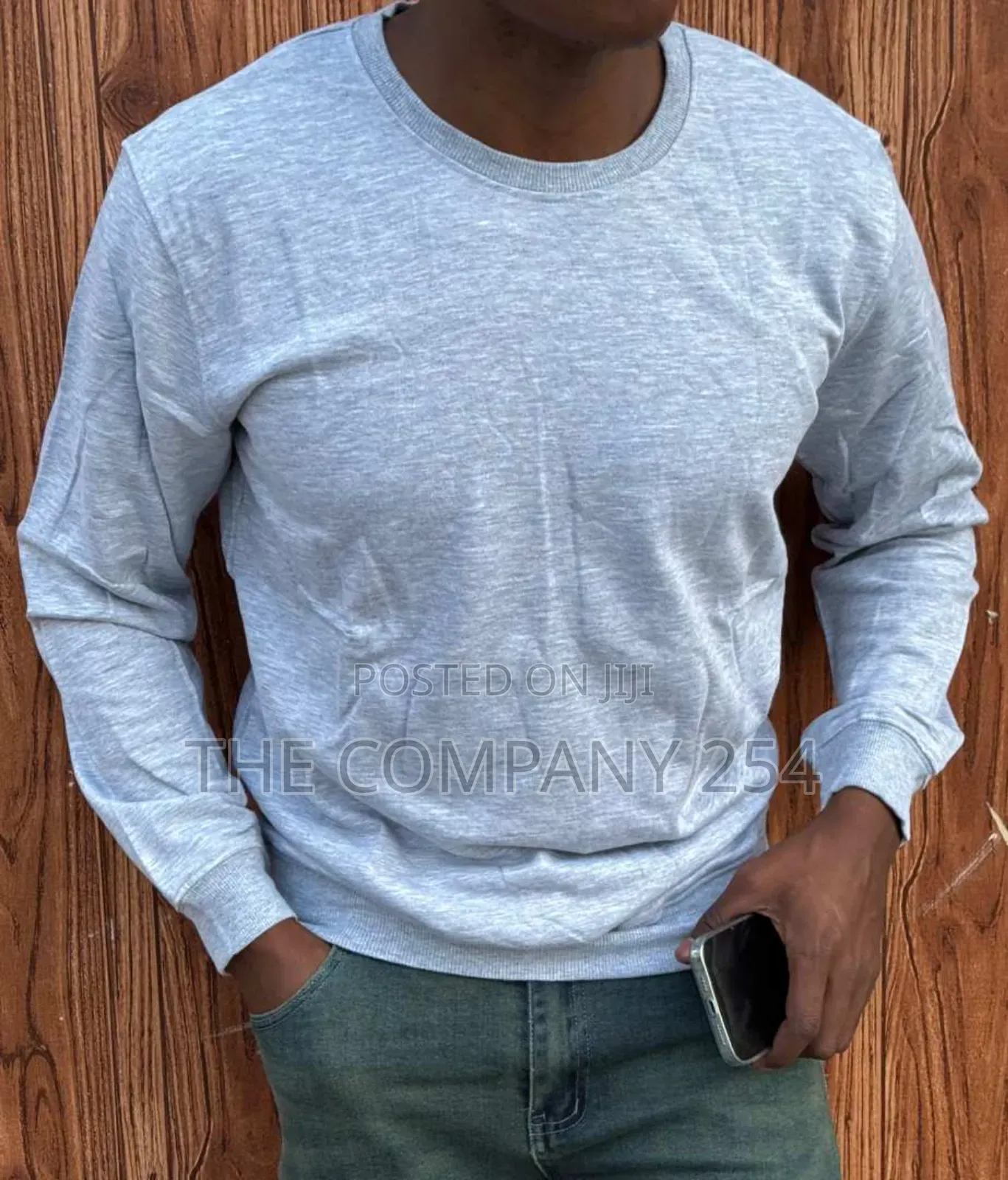 Quality Plain Longsleeve Round Neck Plain Sweat Shirt