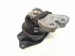 Honda Insight Engine Mount.