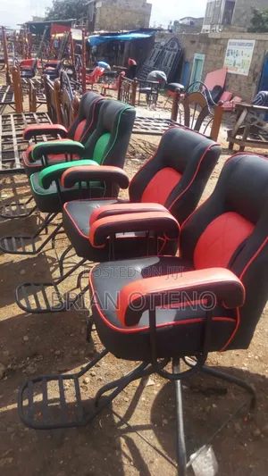 Rotating Simple Kinyozi Chairs