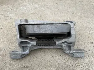 Mazda Cx5 Right Engine Mount