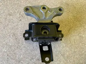Suzuki Alto Engine Mount.