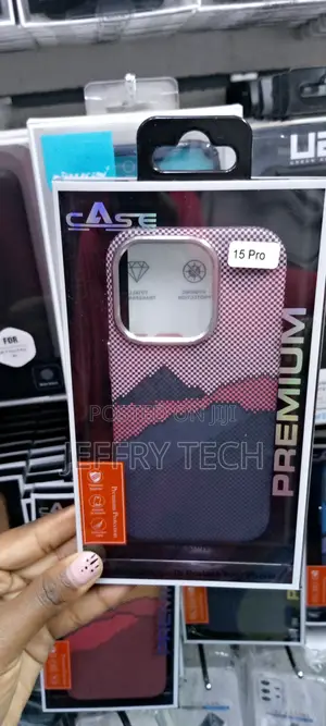 Carbon Fiber Case Durable Metal Lens Camera iPhone15 Pro